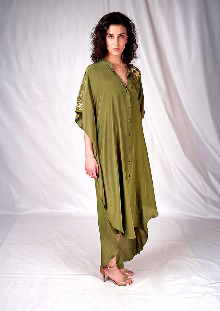 SEESA - Green flowy kaftaan with embroidery details
