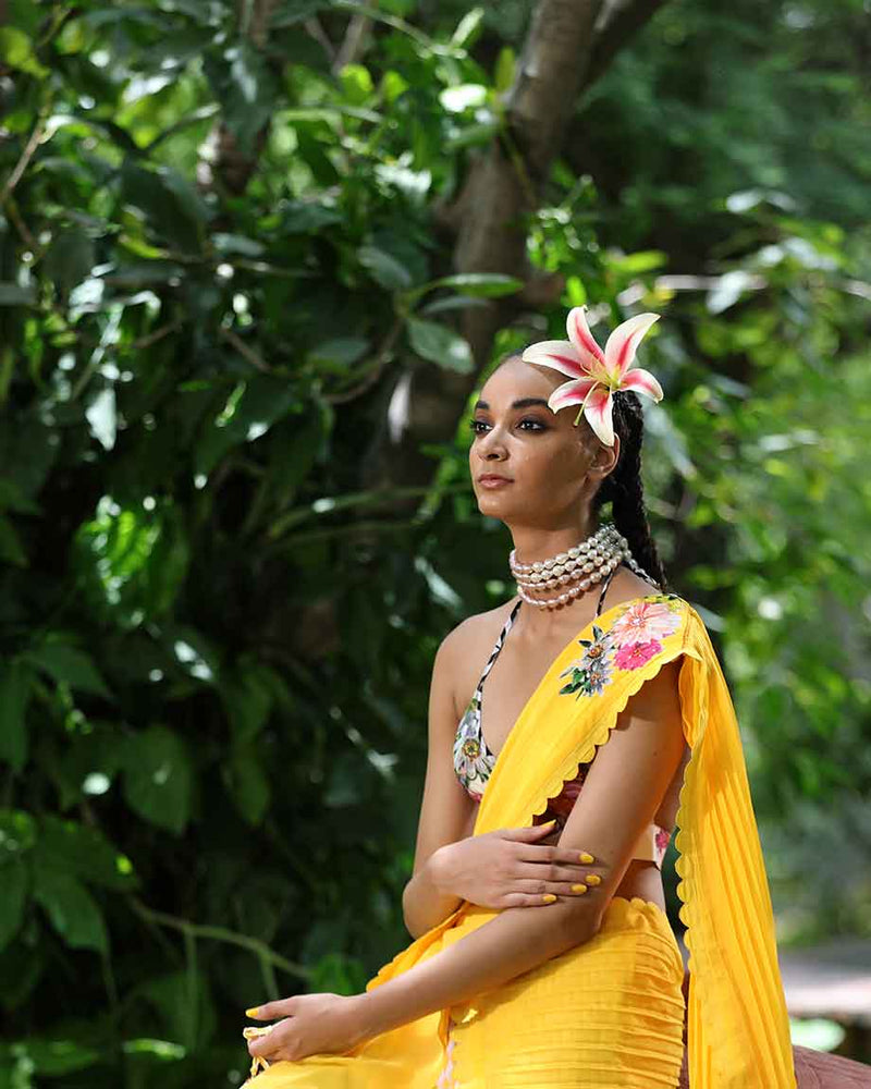 NIKASHA Pitambari yellow/white lehariya pleated georgette saree