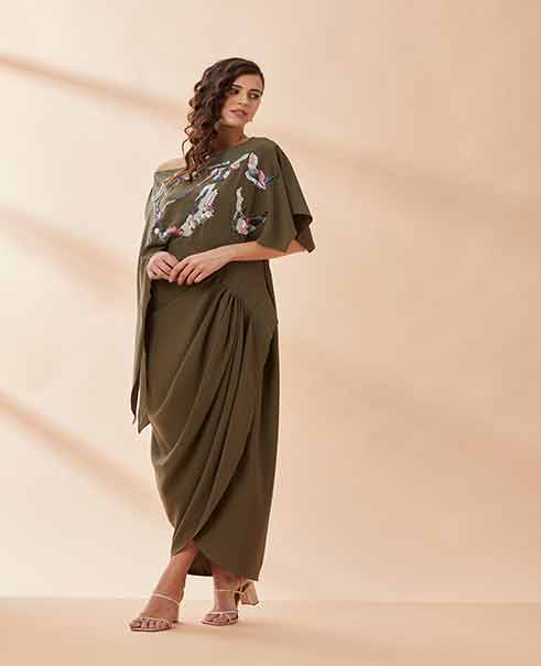 AAKAAR Olive pleat drape dress