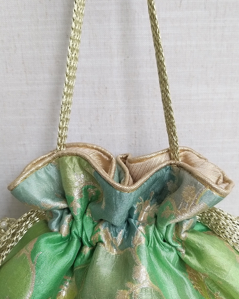 AMAYRA Pure Silk Banarasi Potli