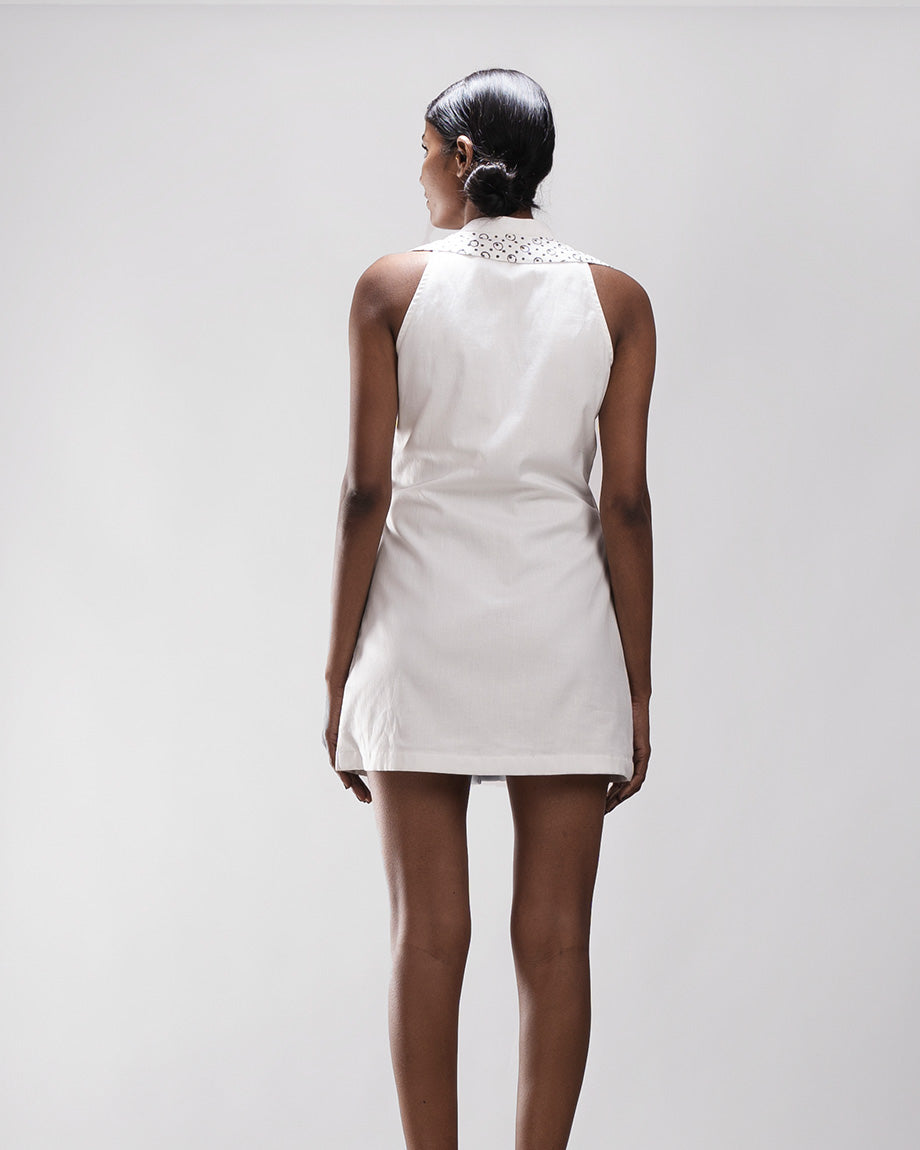 ATBW | ALL THINGS BLACK & WHITE