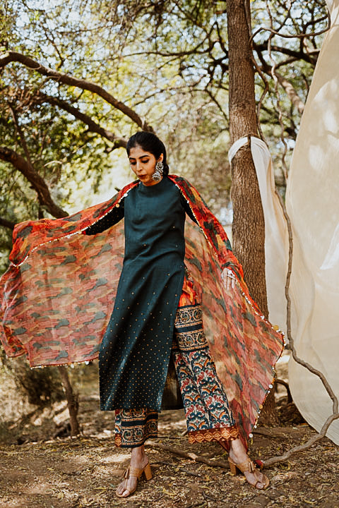 POOJA KEYUR -