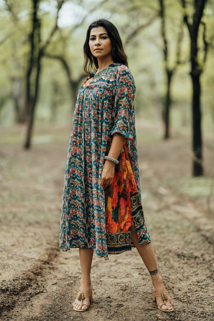 POOJA KEYUR -