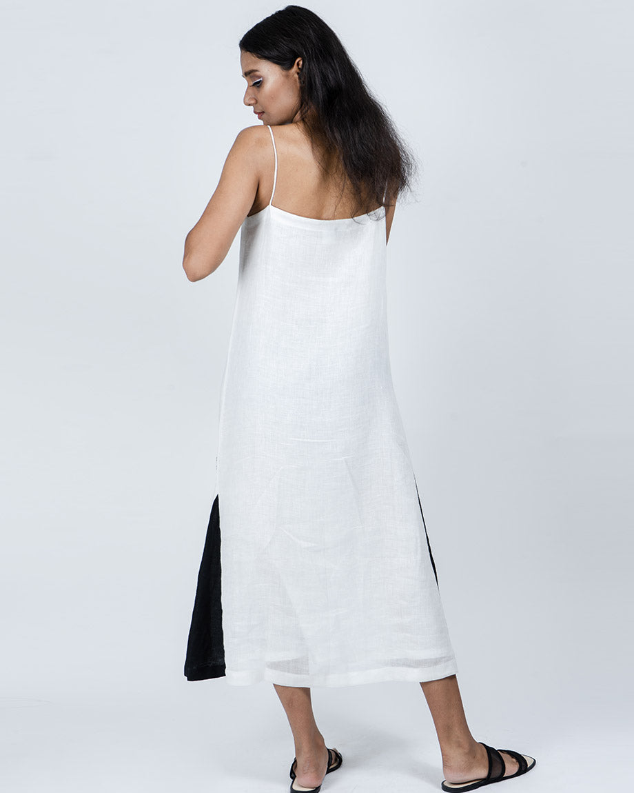 White Long This or That by AT 44