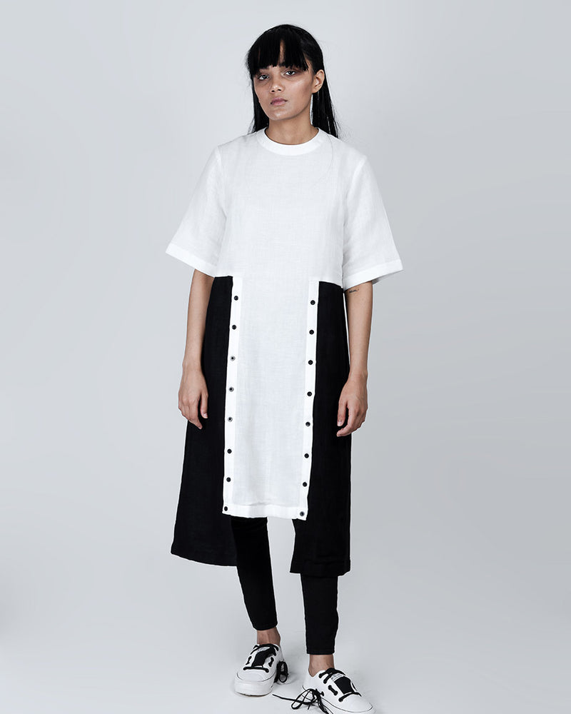 ATBW | ALL THINGS BLACK & WHITE