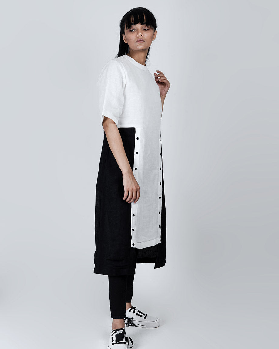 ATBW | ALL THINGS BLACK & WHITE