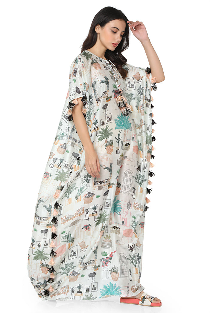Silkmul kaftan with colourful tassels