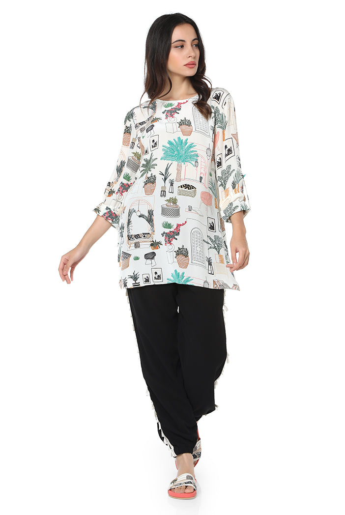 White crepe tunic with roll-up sleeves