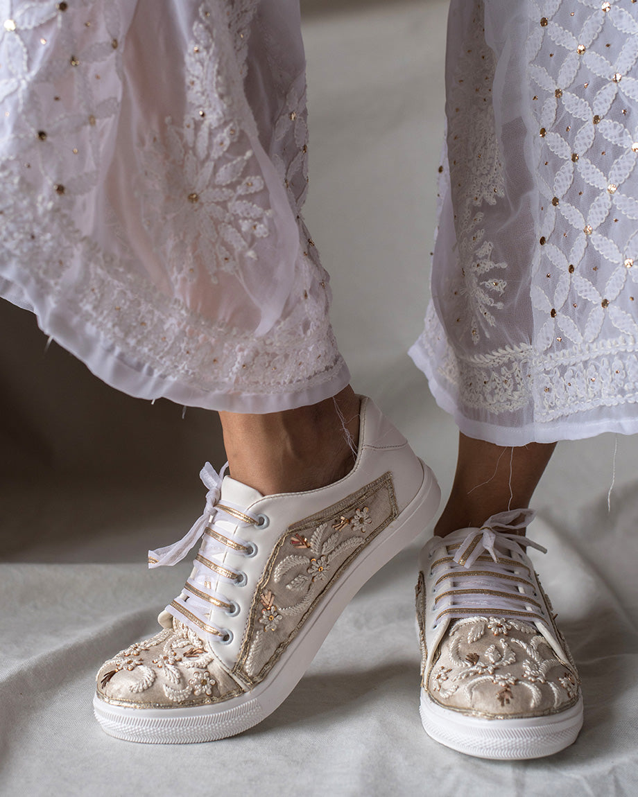 THE SAREE SNEAKERS White and Zari Sneakers