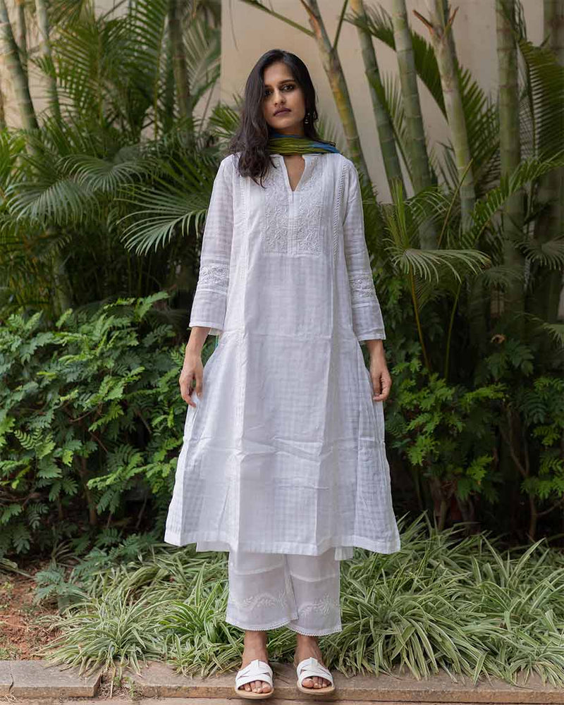 SUFIA-