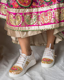 Gota Sneakers